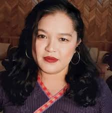 Malunggay, lemon grass at aloe vera ang sinusubukan kong paramihin dito.  Ang sarap kapag magkaroon ako ng puno ng malunggay dito.