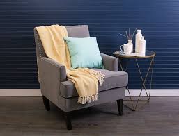 The Best Plush Blankets On Amazon According To Hyperenthusiastic Reviewers Throw Blanket Chevron Blanket Sofa Throw