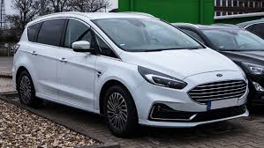 C'est un véhicule qui a la possibilité de circuler alternativement en s'alimentant au super sans plomb 95, à l'e85 ou au biogaz. Ford S Max Wikiwand