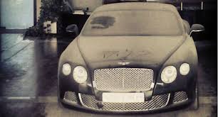 Ketika berbicara mengenai bisnis frame, mungkin yang ada di pikiran anda adalah pigura kayu yang pengrajinnya bisa ditemukan dengan mudah. Ini Sebabnya Kereta Mewah Di Dubai Ditinggalkan Begitu Sahaja Motoqar