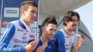 Il suffit d'aller sur strava pour mesurer les watts ou w/kg des meilleures : Cyclisme Championnat De France Triple Historique De Groupama Fdj Sur Le Contre La Montre