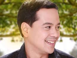 He now works as sports commentator. John Lloyd Cruz Continues Enjoying His Holiday