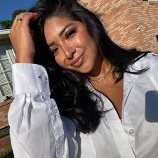 Katie McLemore and Tommy Grimm's Wedding Website