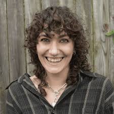 I'm looking for a shop selling used bikes 🚴‍♀️🚴‍♂️🚴🚴‍♀️ I want to  explore NY