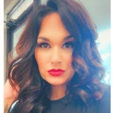 Annette Ferris's Instagram, Twitter & Facebook