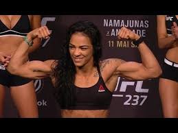 Viviane araújo gomes is a brazilian mixed martial artist. Talita Bernardo Vs Viviane Araujo Weigh In Face Off Ufc 237 Namajunas Vs Andrade R Wmma Youtube