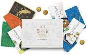 夜市人蔘 是一款節奏輕鬆明快的闔家歡樂型桌遊 透過遊戲認識台灣小吃的同時又兼具語言學習的效果 board games projects book cover