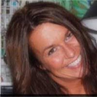 Kellie Walden's Instagram, Twitter & Facebook