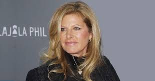 Leslie carol shatner was born in 1958, which was way before his father appeared in the original star trek television series. Who Is Elizabeth Shatner Meet William Shatner S Former Wife