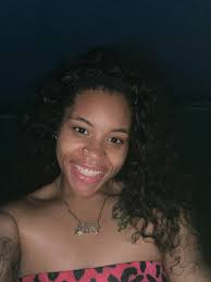 Okay, I guess I'll post instead of waiting for friends to magically appear  in my life 🙃 Hey girlies, I'm Sydney! I'm 34 and have an almost 4 year old  daughter. Still