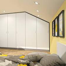 Weisse Fronten Lassen Sich Wunderbar Mit Vielen Farben Kombinieren Mit Bunter Deko Oder Einer Neuen Wandfarbe Entsteht Eine Andere Home Decor Home Furniture