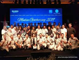 Holland bakeri memberikan peluang berkarir sebagai talenta muda yang berpendidikan minimal diploma dan sarjana untuk mengisi posisi jabatan sebagai kepala kasir. Kinerja Dan Inovasi Keuangan Jasa Raharja Di Era Digital