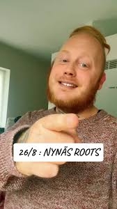 Jag skrev en låt som heter ”Din verktygslåda”. Som ett brev till min far..  2023 lämnade pappa oss, och med det så tittade, folk i ens närhet, sanna  färger fram.. Inget har