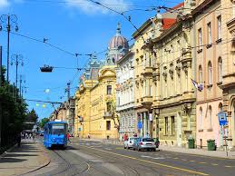 ()) es la capital y ciudad más poblada de croacia.está localizada al noroeste del país, entre el río sava y la ladera sur del monte medvednica, a unos 122 m s. O Que Fazer Em Zagreb A Bela Capital Da Croacia