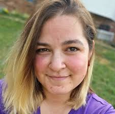 What are the horse riding opportunities and facilities in Springfield,  Missouri?