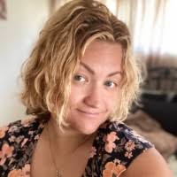 Jennifer Lesniak's Instagram, Twitter & Facebook