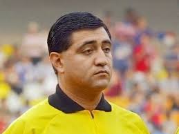 Byron Moreno El Ex Arbitro Traficante De Drogas Y Que Apunalo A Italia En 2002
