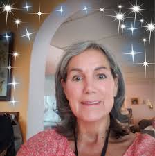 Hi 👋 my name is Cynthia Williams aka "Syndee Williams." I'm looking for  help in locating anyone who might be interested in helping me with my  ancestry. I've come up with a