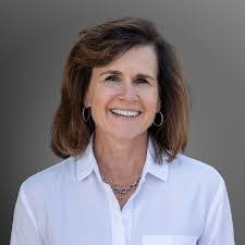 Erin Conrad's Instagram, Twitter & Facebook