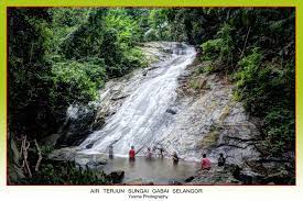 Jika hari hujan, air sungai akan menjadi deras. Air Terjun Sungai Gabai Hulu Langat Kuala Lumpur Malaysia Waterfall Facebook