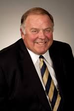 Former Roadway CEO Wickham Dies at 68