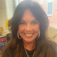 Stephanie Tankersley's Instagram, Twitter & Facebook