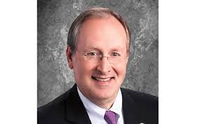 Fayette Superintendent Barrow gets educators' award