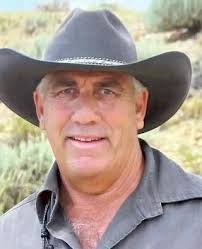 Justin Stricker's Instagram, Twitter & Facebook