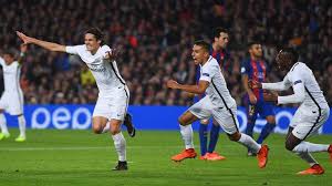 Edinson cavani got a straight red seconds after getting a yellow card in a ligue 1 match against lens. Cavani Is Still Thinking That The Traced Back Was A Rob