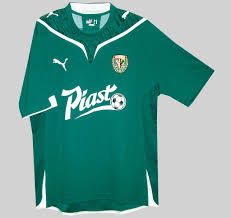 Jun 11, 2021 · als nationalspieler in polen hat pawlowski 46 mal das trikot getragen und 20 tore erzielt. Slask Wroclaw Home Maillot De Foot 2010 2011