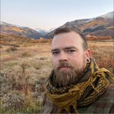 What are good 6-8 inch square displays for a flight sim setup?