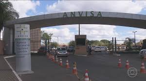 Anvisa proíbe venda de fibra capilar, creme relaxante e produto antimofo irregulares; veja marcas