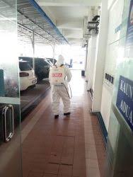 Ketua polis daerah ampang jaya, asisten komisioner mohamad farouk eshak berkata, semua urusan melibatkan orang awam seperti laporan polis dan permohonan rentas daerah atau negeri di balai polis itu kini digantung sementara bermula pada selasa hingga 1 mac bagi mengekang. Balai Polis Ampang Beroperasi Semula Kosmo Digital