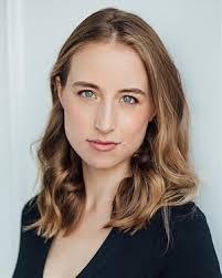 Elinor Price's Instagram, Twitter & Facebook