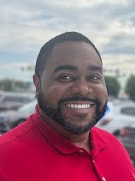 Kia Barnes's Instagram, Twitter & Facebook