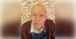 George Arends's Instagram, Twitter & Facebook