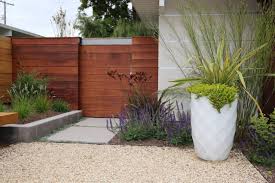 Maybe you would like to learn more about one of these? 75 Beautiful Mid Century Modern Gravel Landscaping Pictures Ideas July 2021 Houzz