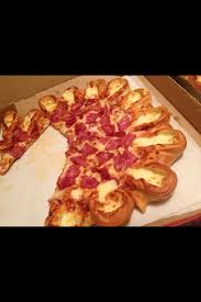Stuffed Crust Canadian Bacon Pizza From Pizza Hut Food Amazing Food Canadian Bacon Pizza