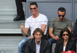 Soccer superstar cristiano ronaldo and tennis champ rafael nadal smile at a monitor during a shoot for their latest nike commercial for the mercurial vapor check out some of the awesome moves that cristiano did! Cristiano Ronaldo Takes His Mind Off Of La Liga Title Race By Watching Nadal Daily Mail Online