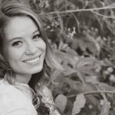 Laura Hilt's Instagram, Twitter & Facebook