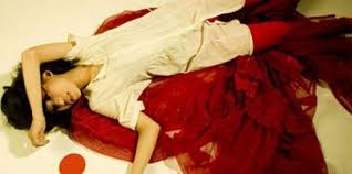 Di hari pertama perdarahan, lochia menyebabkan keluarnya darah berwarna merah. Ternyata Ini Arti 7 Warna Haid Yang Penting Diketahui Wanita Feed Merdeka Com