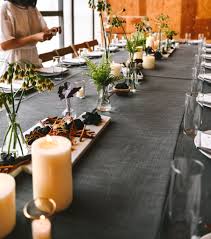 Start with a basic setting to dress up the table and set a casual mood for your dinner party or holiday gathering. Minimalist Table Scape Dinner Party Table Settings Corporate Events Decoration Dinner Party Table