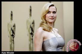 Kate Winslet Melatih Adegan Bugil - ANTARA News