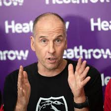 Thailand cave rescue: British diver who was first to find missing football  team insists he is no hero