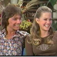 In the show's early development, the cowsill children were considered by the producers, but because the cowsills were not trained actors and were too. The Partridge Family Season 4 Rotten Tomatoes