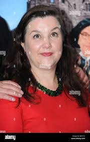 Patti Clare's Instagram, Twitter & Facebook