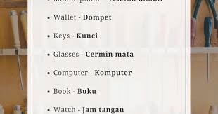 Budak memakai cermin mata dan seekor robot kucing berwarna biru ia mengeluarkan alat dari masa depan. Cermin Mata Meaning In English Cermitok