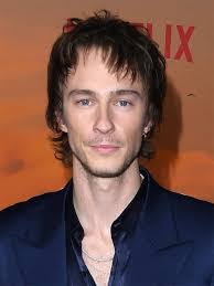 Drew Starkey's Instagram, Twitter & Facebook