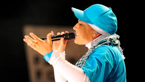 Retrouvez aussi les clips des tubes de radio menergy et +, les clips de la playlist, des news, des années 80, 90, 2000, 2010. Diam S Met A Jour Sa Chaine Youtube Les Fans Se Posent Des Questions