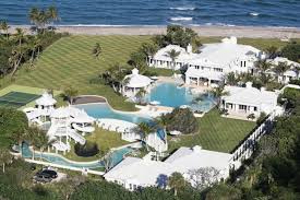 All The Things You Didn T Know About Celine Dion Habittribe Celebrity Houses Celine Dion Mansions